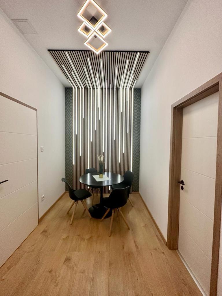 Apartment At Gozsdu Courtyard #Partyzone #Downtown #Freeparking ブダペスト エクステリア 写真