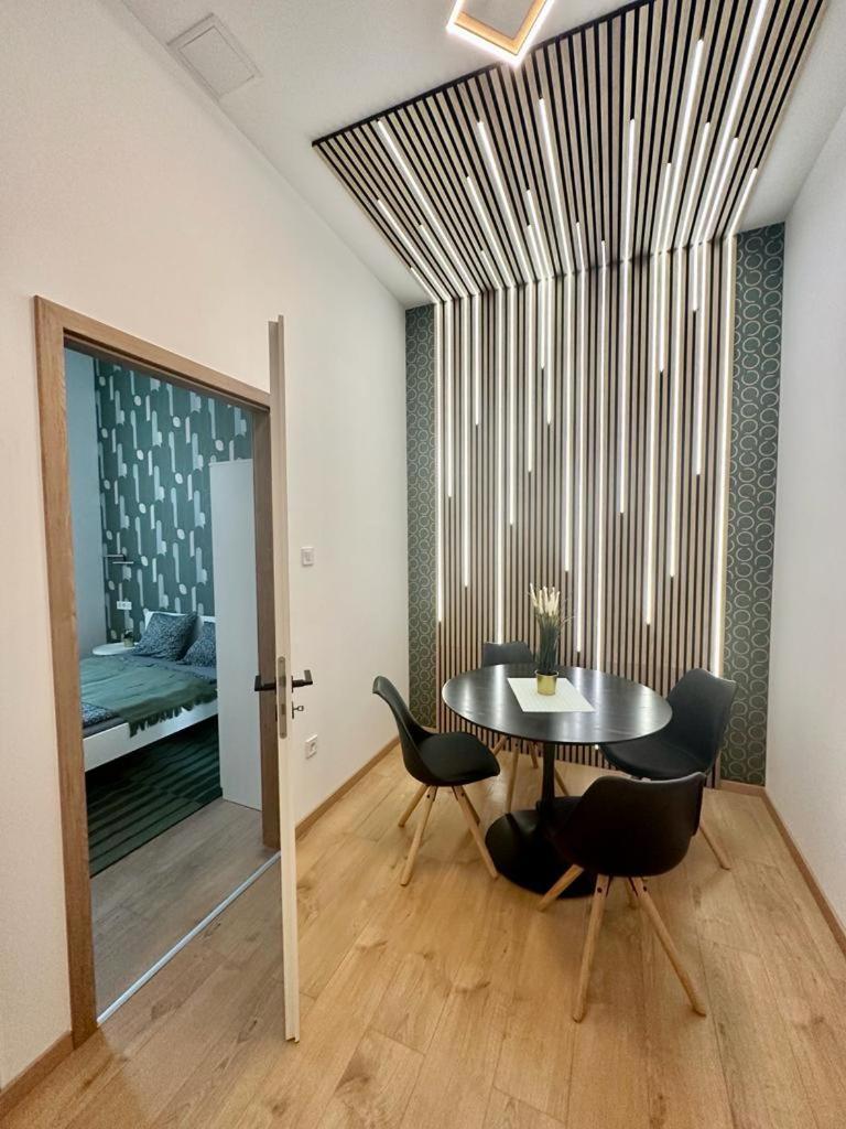 Apartment At Gozsdu Courtyard #Partyzone #Downtown #Freeparking ブダペスト エクステリア 写真